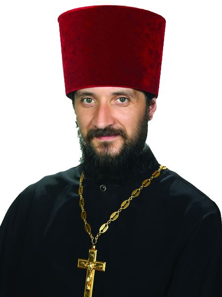 Священик Віталій Власюк